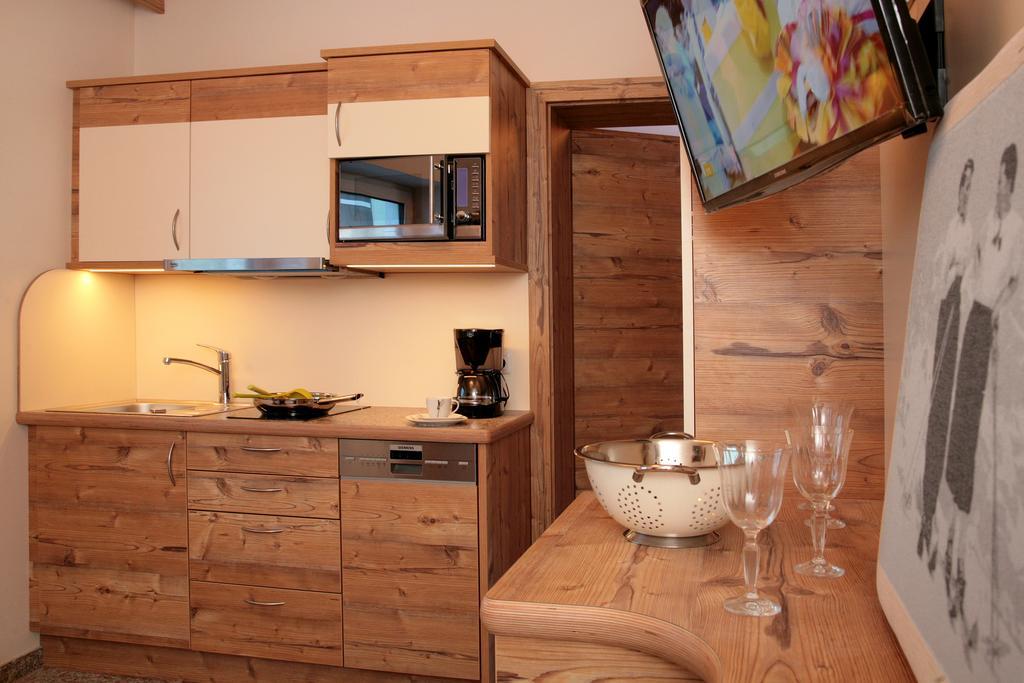 Intown Apartment Schmiede ザールバッハ・ヒンターグレム エクステリア 写真