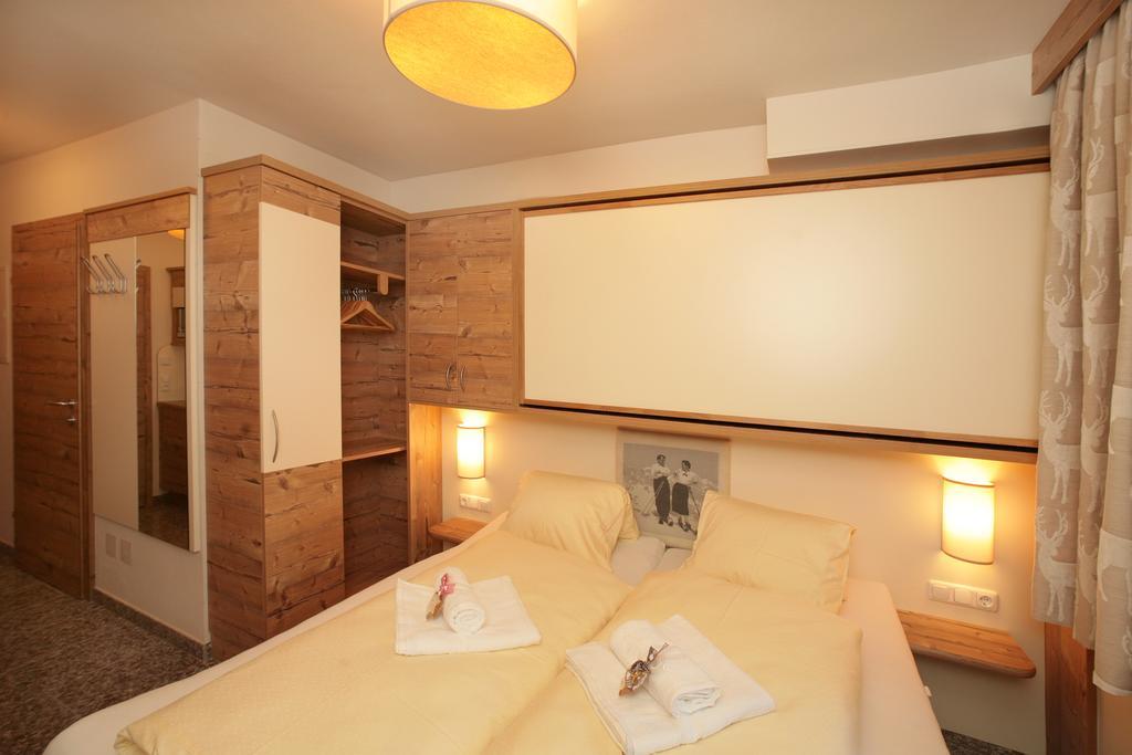 Intown Apartment Schmiede ザールバッハ・ヒンターグレム エクステリア 写真