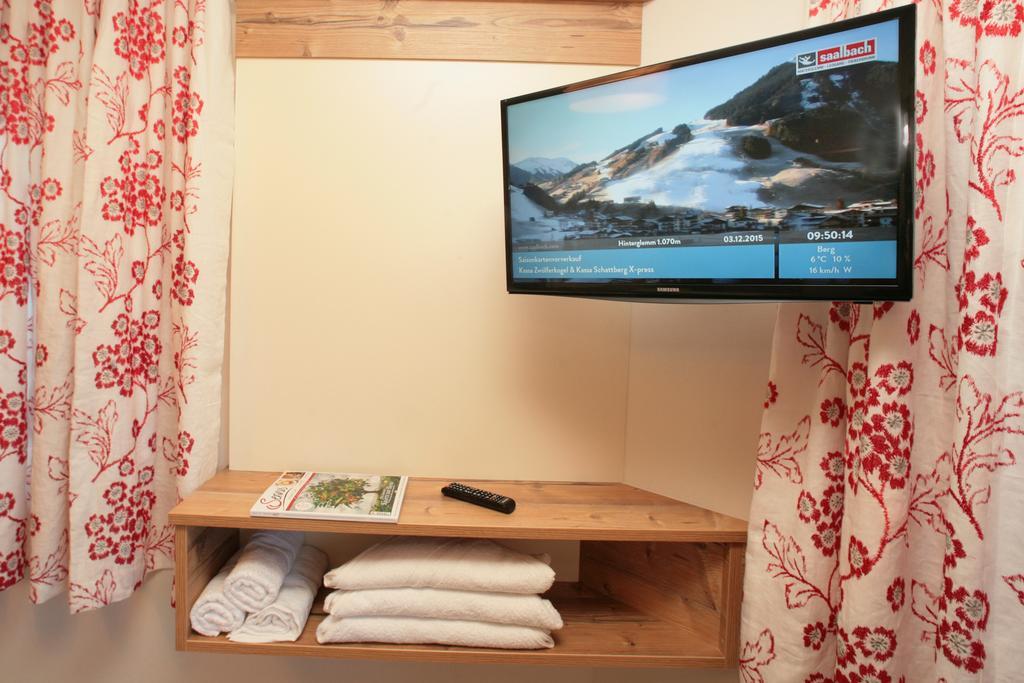 Intown Apartment Schmiede ザールバッハ・ヒンターグレム エクステリア 写真