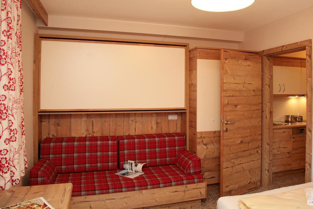 Intown Apartment Schmiede ザールバッハ・ヒンターグレム エクステリア 写真
