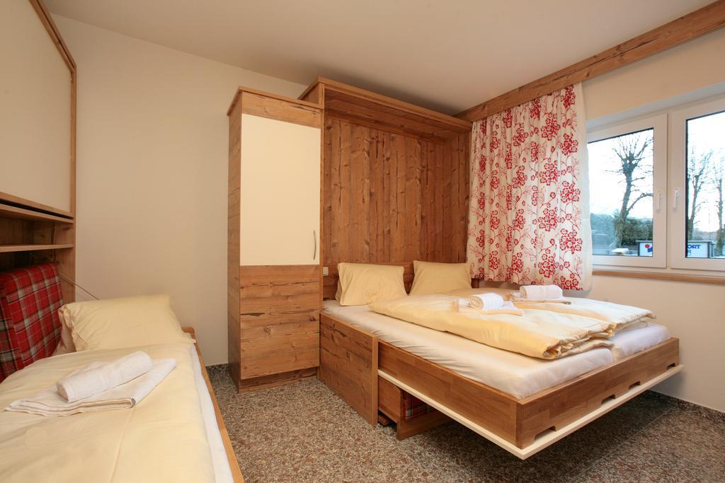 Intown Apartment Schmiede ザールバッハ・ヒンターグレム エクステリア 写真