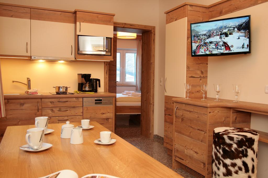 Intown Apartment Schmiede ザールバッハ・ヒンターグレム エクステリア 写真